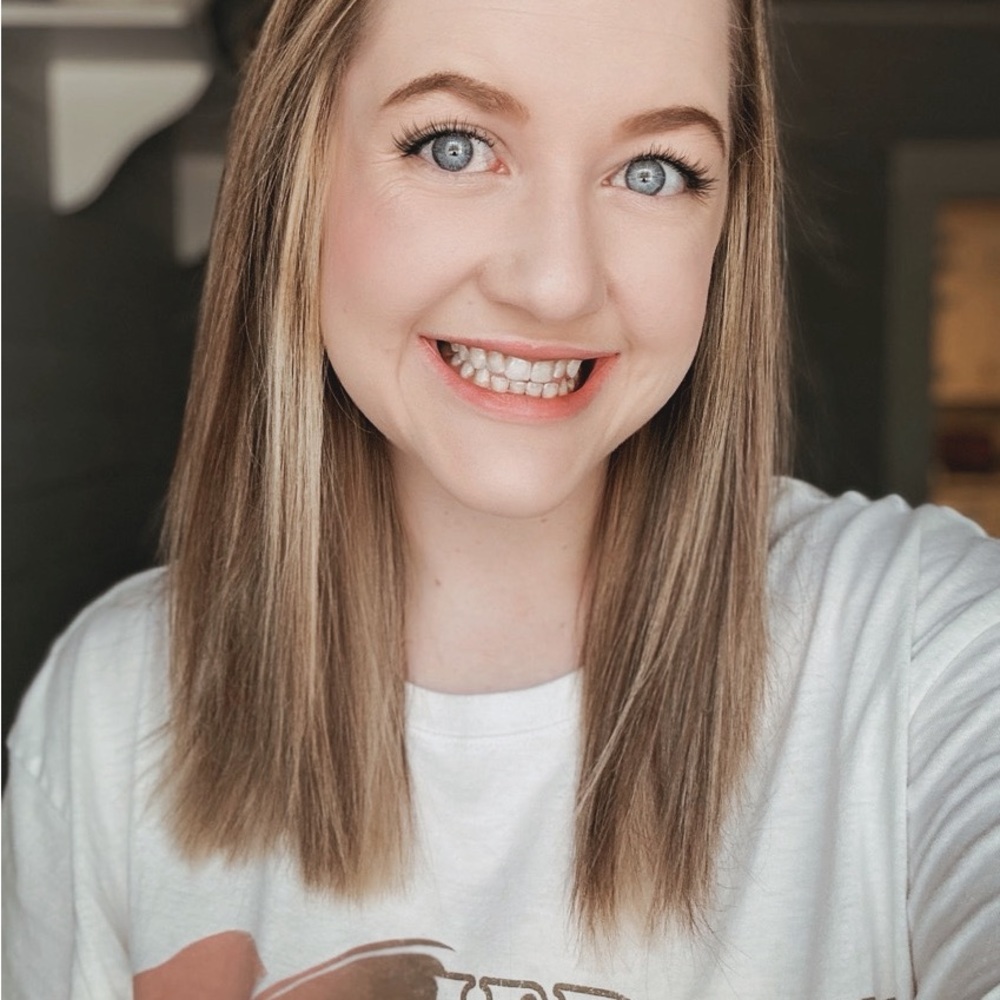 Meet your Posher, Kayla